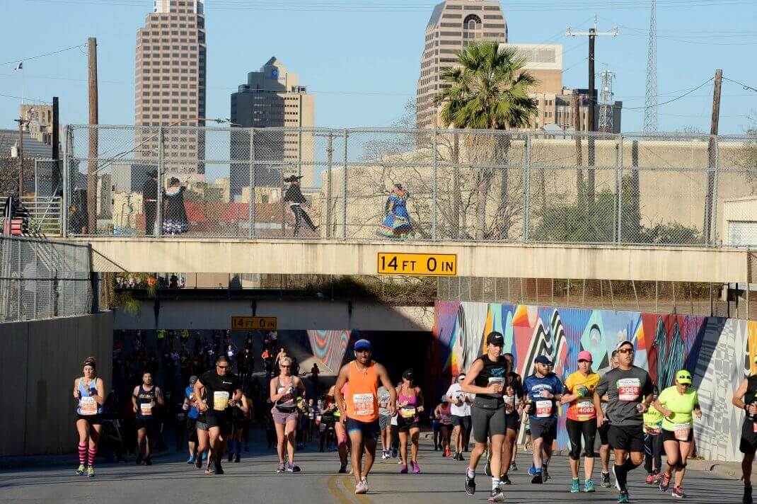 Rock ‘n’ Roll San Antonio Marathon and Half-Marathon Training Plans
